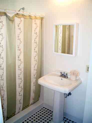 Cute Bathroom Decor