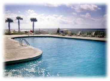 Swim-Thru Pool
