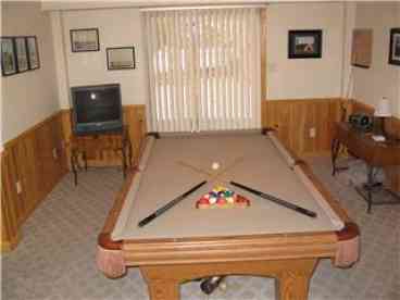 Game Room with Billards Table, Large TV, Stereo, and entrance to outside decking.