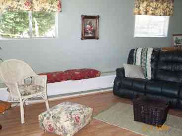 Very large living area with a fold out queen size sofa.