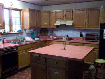 Full Size Kitchen