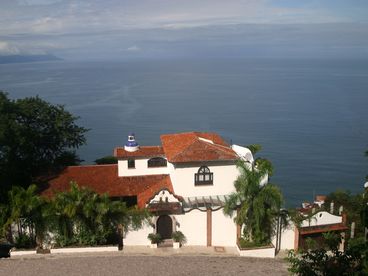 View CASA DEL QUETZAL