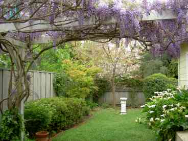 View Peaceful Retreat in Historic Sonoma