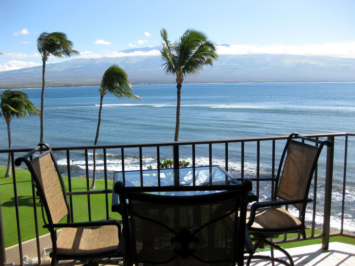 View Affordable Maui Direct OCEANFRONT