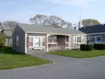 View Waterfront Cottage
