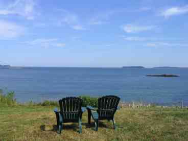 View Wattys Cottage by the Sea