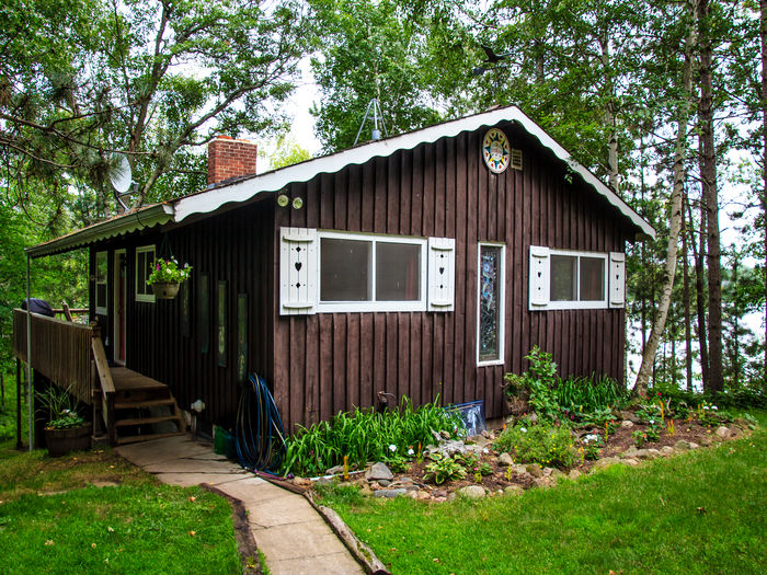 Spooner, Wisconsin Private WIs. Lakehome on 13