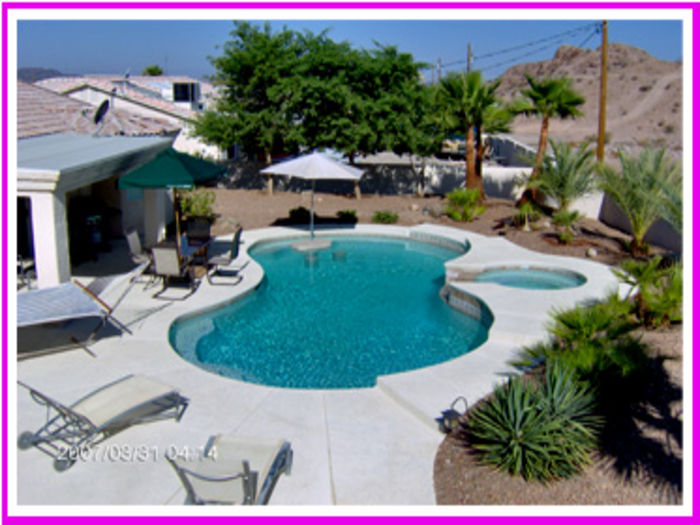 View     PEACEFUL PRIVATE POOL AND