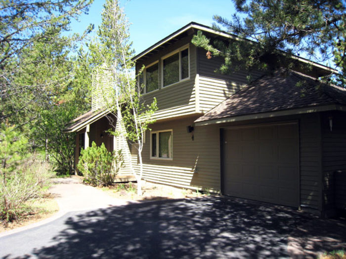 View 4 Red Cedar Lane Spacious Home