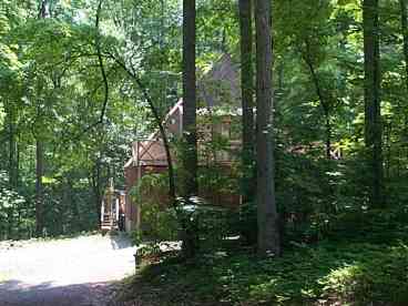 View 3 Bear Ridge Cabin