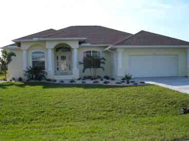 View STUNNING FLORIDA GOLD 5 STAR HOME