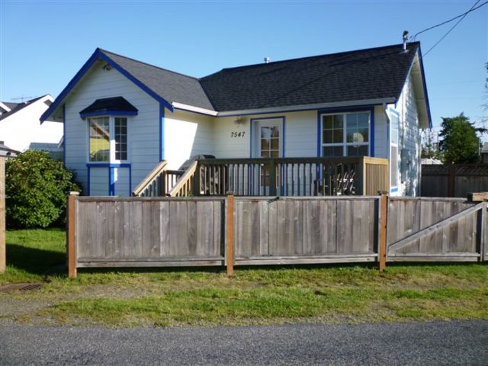 View Birch Bays Mermaid Hutch