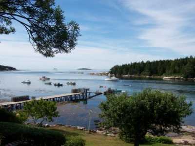 View Classic Harbor Cottage