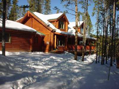 View Breckenridge Peak 7 Log Home Hot