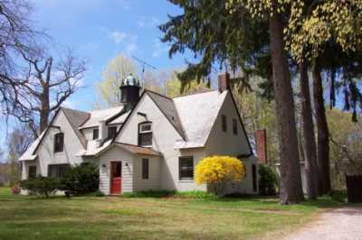 View Stockbridge Carriage House 