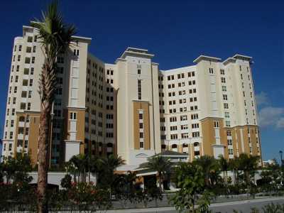 View Spacious Resort Style Condo in