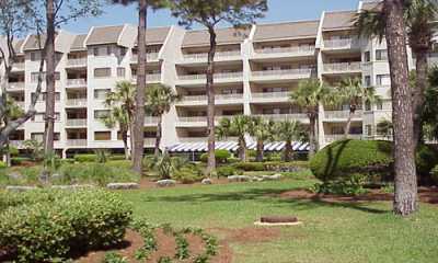 View Oceanfront Shorewood Complex in
