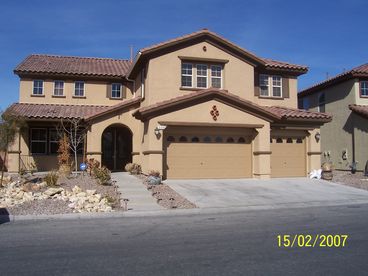 View Luxurious Las Vegas Living