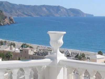 View Nerja rental villas Rayo del Sol