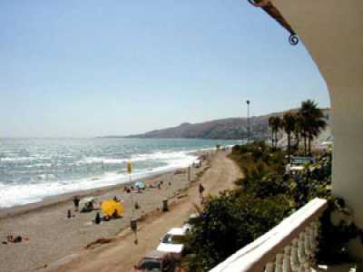 View beach front apartment Perla Marina