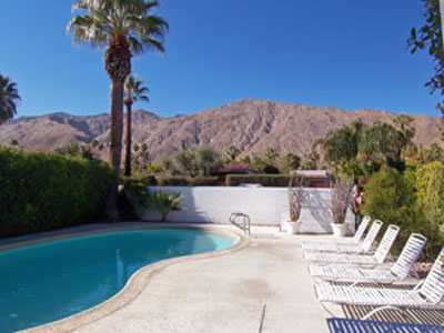 View 3 Bedroom Warm Sands Modern Pool