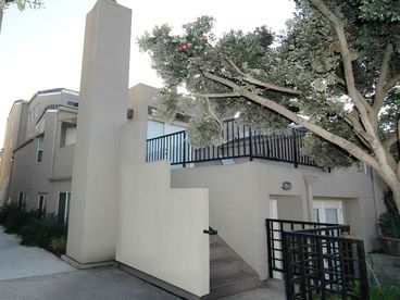 View My Spacious Mission Beach Condo