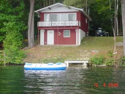 View Cozy Lake Front Cottage Minutes