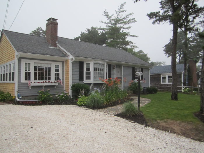 View Cape Cod Cottage a short walk to