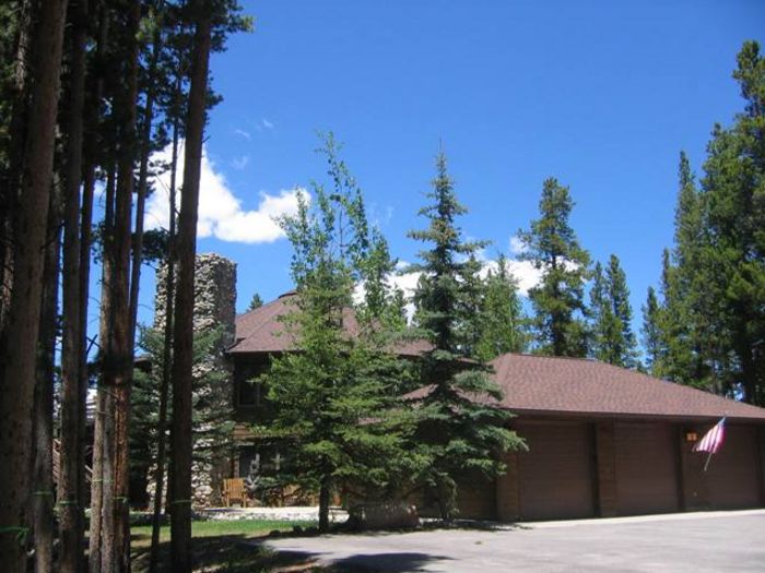 View Black Bear Lodge 6 Bdrm6 Bath