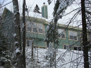 View Mont Tremblant Luxury Cottage