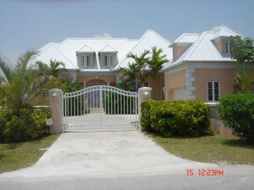 View Grand Bahama Island Luxury Waterfront