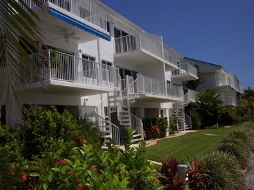 View Views of the Yacht Basin at Bonefish