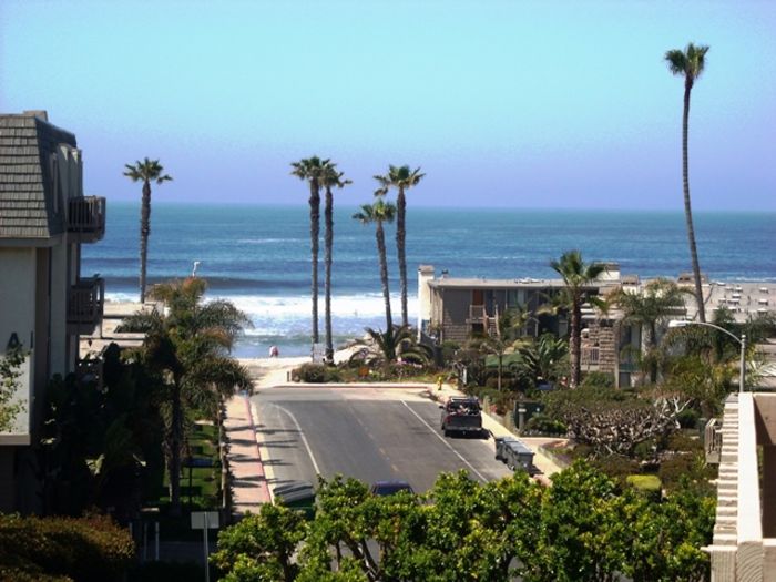 View Tropical Seaside Romance  North