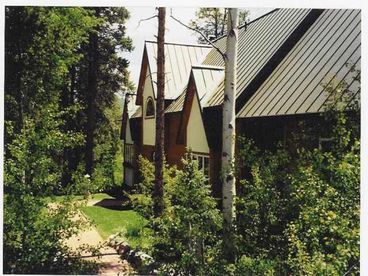 View The Ski Hill Lodge