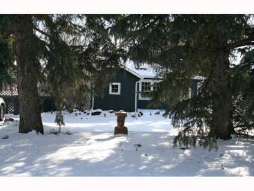 View COTTAGE ON THE BOW