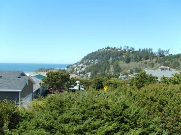 View Magnusons Makai