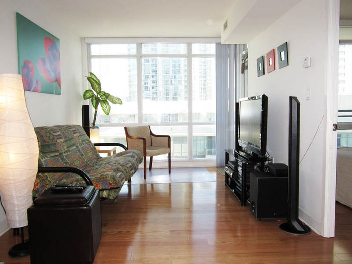 View Toronto Downtown Vacation Rental