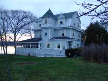 View Captains Quarters