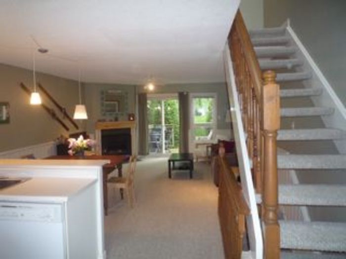 View Thornbury Condo