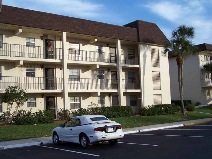 View Naples Gulf Winds East Condo