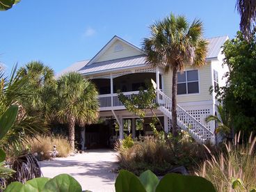 View Hidden Beach House Island Oasis