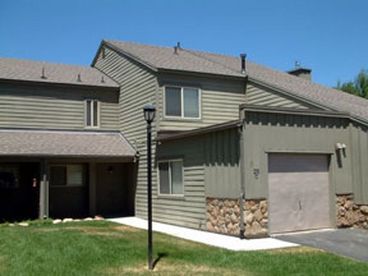 View Hidden Creek Condominium 25C