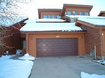 View Parkwest Village Town Home 3947