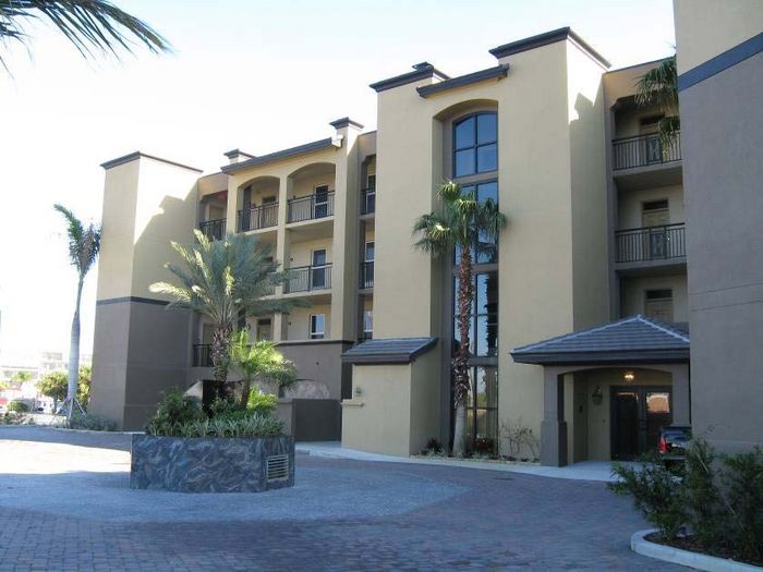 View Harbor Club Condo 103 