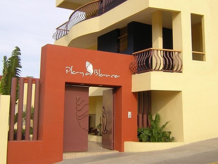 View Playa Blanca Front Beach Condo