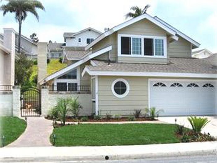 View Carlsbad Luxury Courtyard Beach