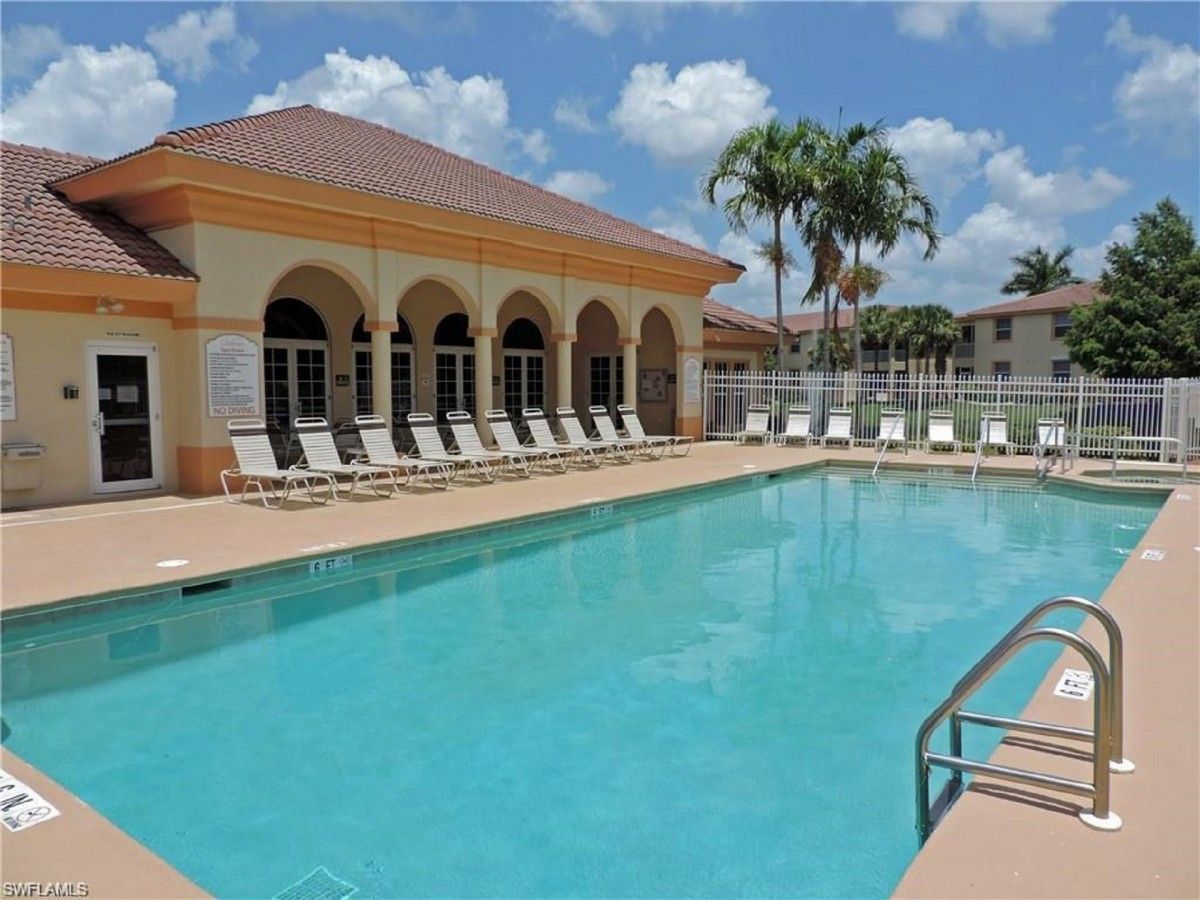 View BEACHWALK GARDENS Close To  Sanibel