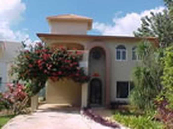 View Magnificent Private Villa at Prestigious