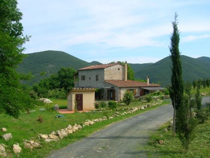 View Farmhouse Ligoracce