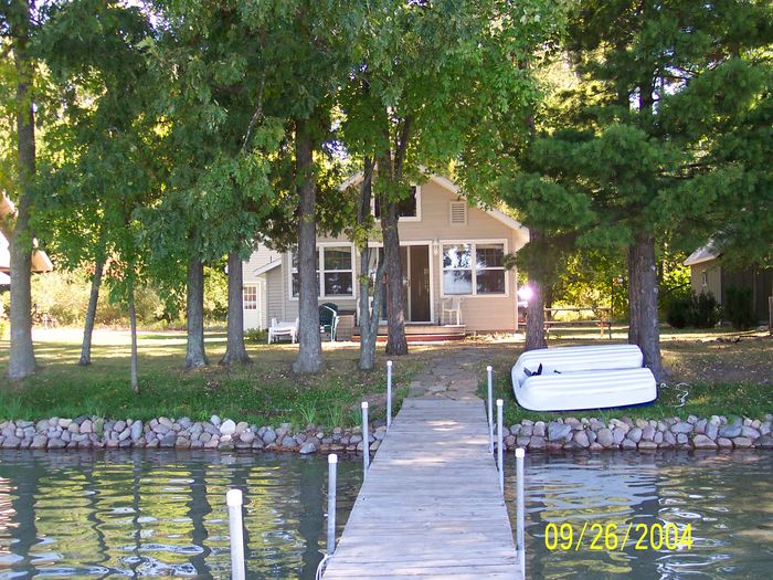 View Chain O Lakes Taylor Lake Cottage